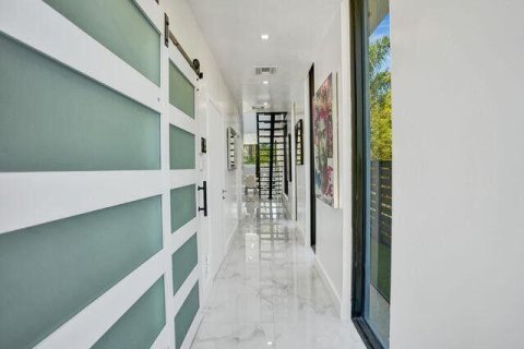 Touwnhouse à vendre à Fort Lauderdale, Floride: 3 chambres, 227.61 m2 № 2249942 - photo 5