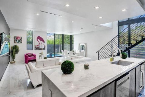 Touwnhouse à vendre à Fort Lauderdale, Floride: 3 chambres, 227.61 m2 № 2249942 - photo 12
