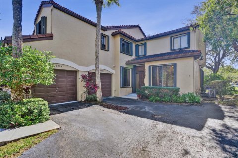 Кондоминиум с 2 спальнями в Плантация, Флорида № 2006435