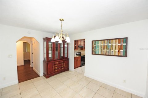 Villa ou maison à vendre à Port Orange, Floride: 3 chambres, 171.5 m2 № 1359580 - photo 5