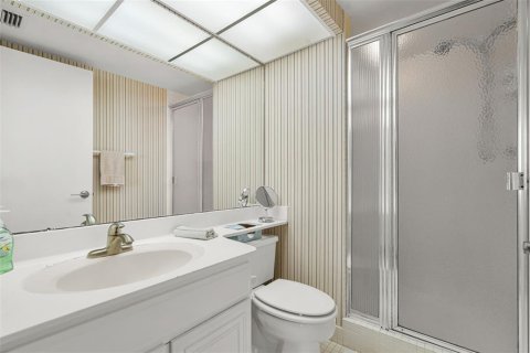 Copropriété à vendre à Saint Pete Beach, Floride: 2 chambres, 109.16 m2 № 2406554 - photo 26