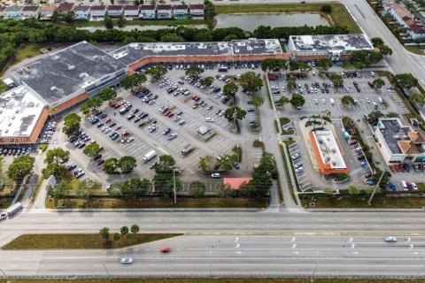 Commercial property in Miami, Florida № 1986937 - photo 23