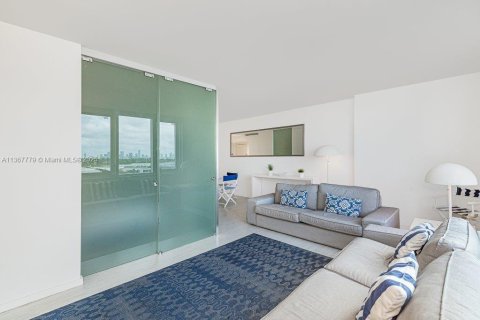 Copropriété à louer à Miami Beach, Floride: 1 chambre, 70.61 m2 № 426308 - photo 7