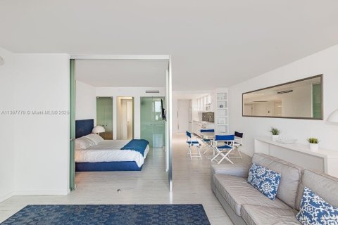 Copropriété à louer à Miami Beach, Floride: 1 chambre, 70.61 m2 № 426308 - photo 9