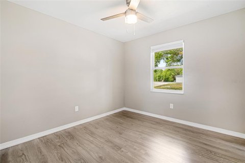 House in Ocala, Florida 3 bedrooms, 104.79 sq.m. № 1720711 - photo 21