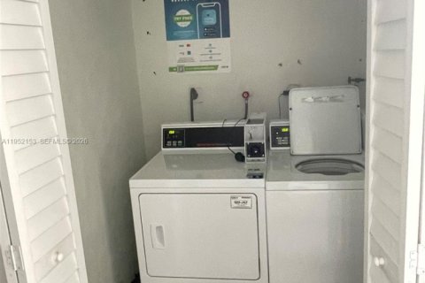 Снять в аренду кондоминиум в Майами-Бич, Флорида 1 спальня, 70.42м2, № 2006512 - фото 14