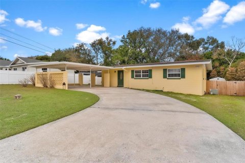 Villa ou maison à Leesburg, Floride 3 chambres, 99.03 m2 № 2144628