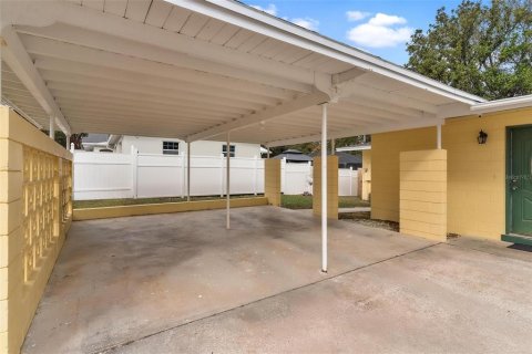 Villa ou maison à vendre à Leesburg, Floride: 3 chambres, 99.03 m2 № 2144628 - photo 4