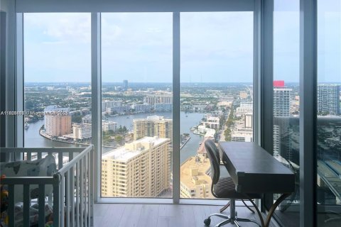 Купить кондоминиум в Халландейл-Бич, Флорида 3 спальни, 145.95м2, № 1927874 - фото 25