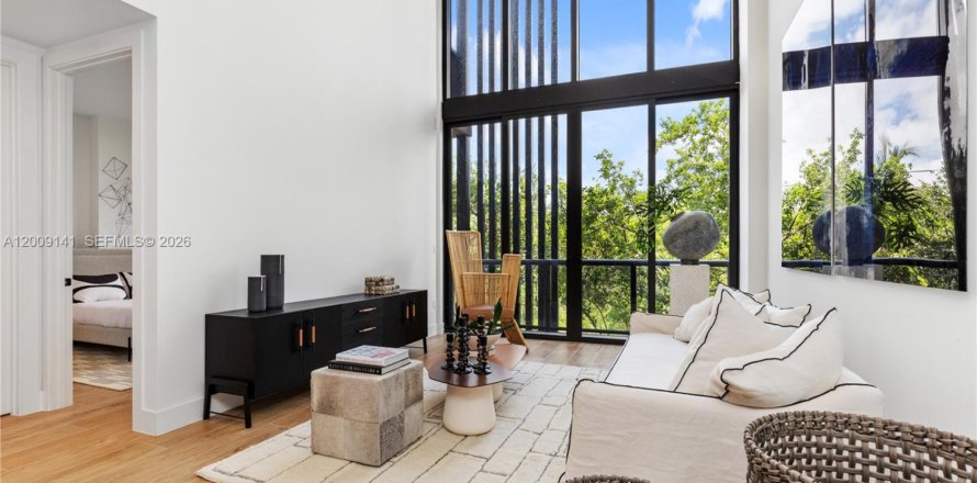 Condominio en Miami, Florida, 2 dormitorios № 2145900