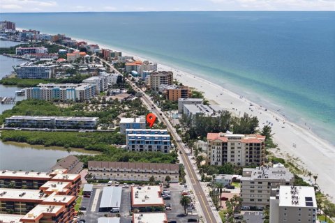 Copropriété à vendre à Indian Shores, Floride: 4 chambres, 287.35 m2 № 2399401 - photo 11