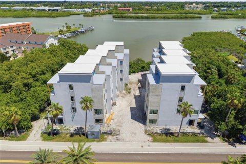 Copropriété à vendre à Indian Shores, Floride: 4 chambres, 287.35 m2 № 2399401 - photo 17