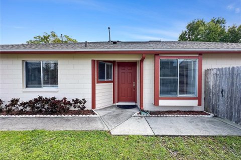 Dúplex en venta en Orlando, Florida, 3 dormitorios, 129.97 m2 № 2095665 - foto 3