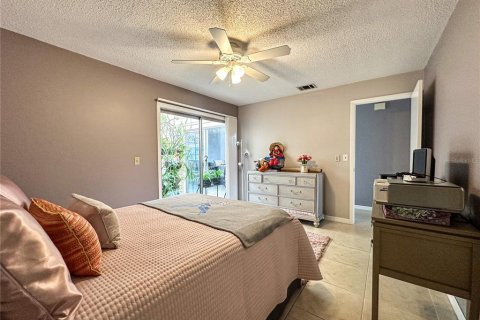 Dúplex en venta en Orlando, Florida, 3 dormitorios, 129.97 m2 № 2095665 - foto 16