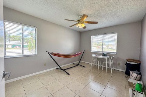 Dúplex en venta en Orlando, Florida, 3 dormitorios, 129.97 m2 № 2095665 - foto 18