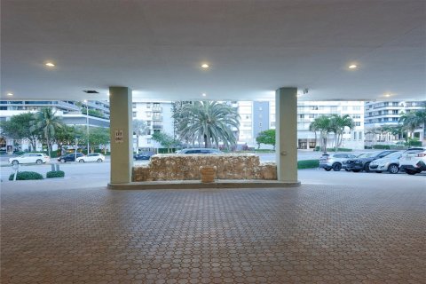 Copropriété à vendre à Miami Beach, Floride: 1 chambre, 79.43 m2 № 1959613 - photo 4