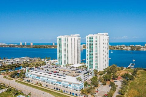 Condominio en venta en Daytona Beach, Florida, 2 dormitorios, 156.91 m2 № 1340649 - foto 14