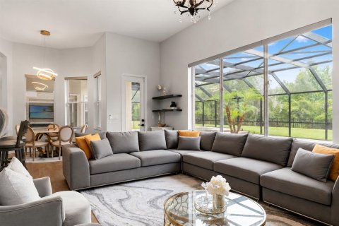 House in Tampa, Florida 5 bedrooms, 383.04 sq.m. № 2138012 - photo 19