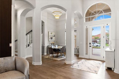 House in Tampa, Florida 5 bedrooms, 383.04 sq.m. № 2138012 - photo 15