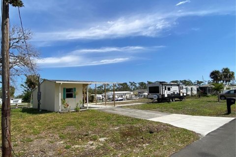 Land in Port Charlotte, Florida № 2396271 - photo 4