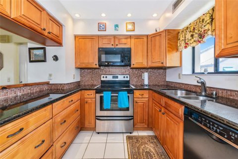 Condominio en venta en Sarasota, Florida, 2 dormitorios, 78.78 m2 № 1826679 - foto 8