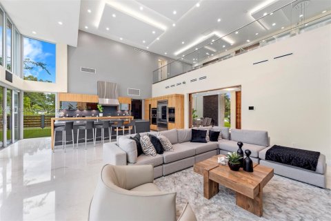 Villa ou maison à louer à Southwest Ranches, Floride: 9 chambres, 562.71 m2 № 1694375 - photo 11