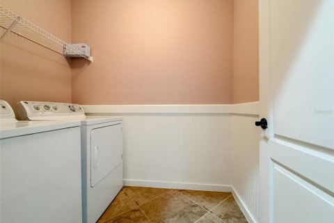 Townhouse in Wesley Chapel, Florida 3 bedrooms, 156.91 sq.m. № 2209779 - photo 18