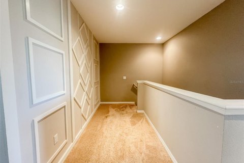 Townhouse in Wesley Chapel, Florida 3 bedrooms, 156.91 sq.m. № 2209779 - photo 10