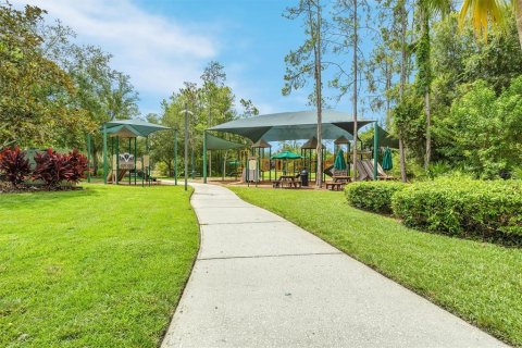 Townhouse in Wesley Chapel, Florida 3 bedrooms, 156.91 sq.m. № 2209779 - photo 22