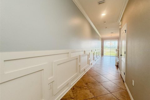 Townhouse in Wesley Chapel, Florida 3 bedrooms, 156.91 sq.m. № 2209779 - photo 3