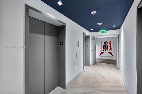 Купить кондоминиум в Майами, Флорида 1 спальня, 57.6м2, № 2024360 - фото 27