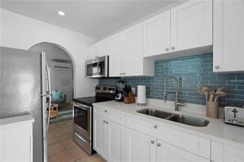 Immobilier commercial à vendre à Largo, Floride: 7 chambres, 345.97 m2 № 2100311 - photo 17