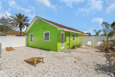 Immobilier commercial à vendre à Largo, Floride: 7 chambres, 345.97 m2 № 2100311 - photo 9