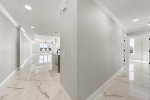 Condo in Clearwater, Florida, 3 bedrooms  № 2195377 - photo 19