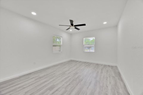 House in Lakeland, Florida 3 bedrooms, 123.1 sq.m. № 1680924 - photo 12