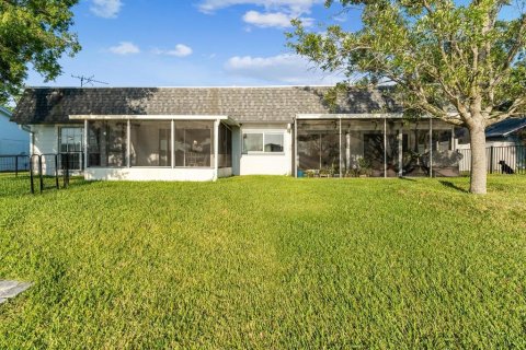 Casa en venta en Holiday, Florida, 4 dormitorios, 190.17 m2 № 1908803 - foto 5