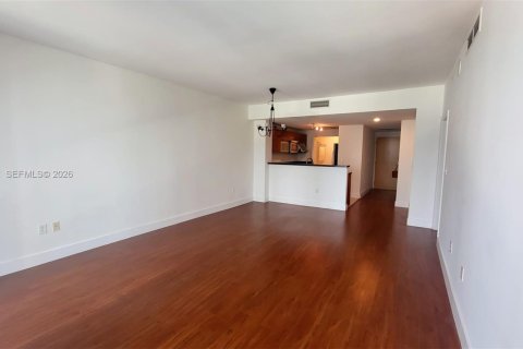 Condo in Miami, Florida, 1 bedroom № 2170238 - photo 9