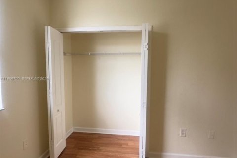 Купить кондоминиум в Хомстед, Флорида 3 спальни, 99.96м2, № 2044962 - фото 19