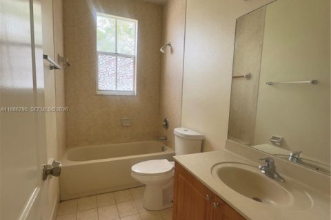 Купить кондоминиум в Хомстед, Флорида 3 спальни, 99.96м2, № 2044962 - фото 9