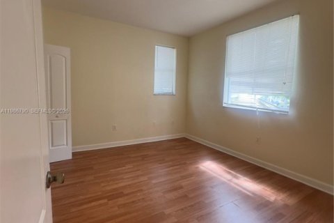 Купить кондоминиум в Хомстед, Флорида 3 спальни, 99.96м2, № 2044962 - фото 18