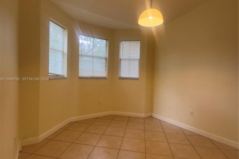 Купить кондоминиум в Хомстед, Флорида 3 спальни, 99.96м2, № 2044962 - фото 14