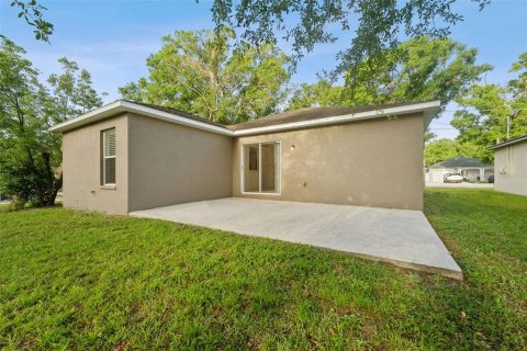 House in Tampa, Florida 3 bedrooms, 123.28 sq.m. № 1905624 - photo 24