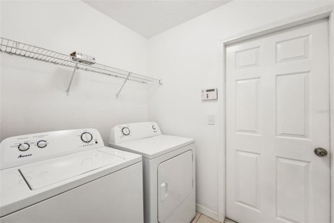 House in Tampa, Florida 3 bedrooms, 123.28 sq.m. № 1905624 - photo 22