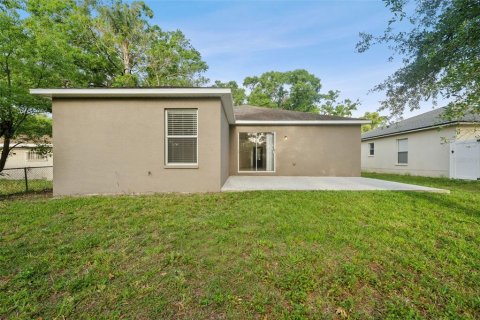 House in Tampa, Florida 3 bedrooms, 123.28 sq.m. № 1905624 - photo 25