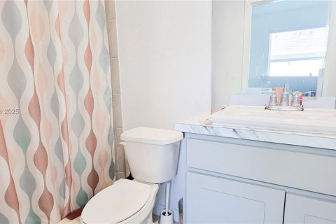 Touwnhouse à vendre à Florida City, Floride: 2 chambres, 112.23 m2 № 2015905 - photo 14