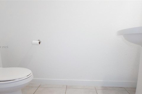 Touwnhouse à vendre à Florida City, Floride: 2 chambres, 112.23 m2 № 2015905 - photo 11