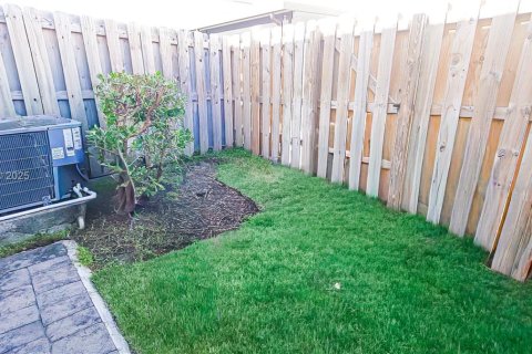 Touwnhouse à vendre à Florida City, Floride: 2 chambres, 112.23 m2 № 2015905 - photo 19