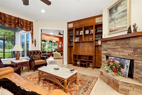 Casa en venta en Mount Dora, Florida, 3 dormitorios, 342.44 m2 № 2299390 - foto 14