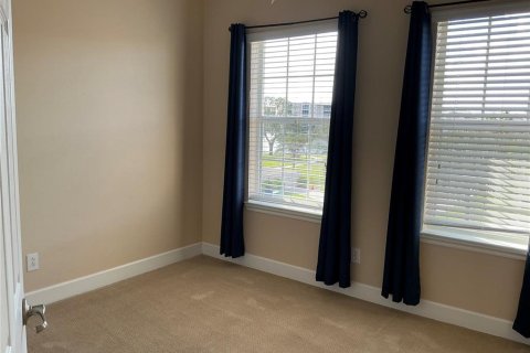 Townhouse in Seminole, Florida 3 bedrooms, 193.98 sq.m. № 2294715 - photo 22