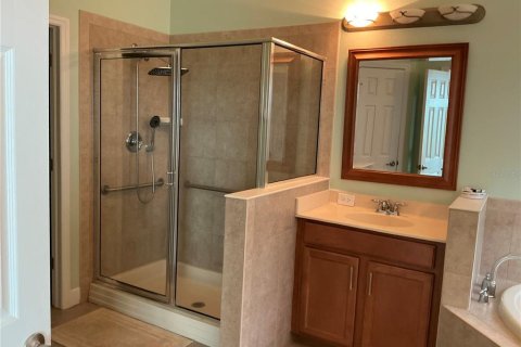 Townhouse in Seminole, Florida 3 bedrooms, 193.98 sq.m. № 2294715 - photo 20